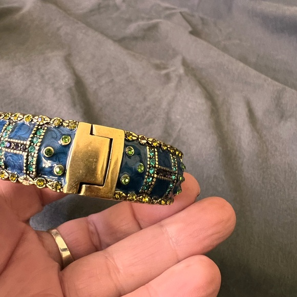 Heidi Daus Blue green rhinestone C clamper Bracelet - Picture 6 of 7